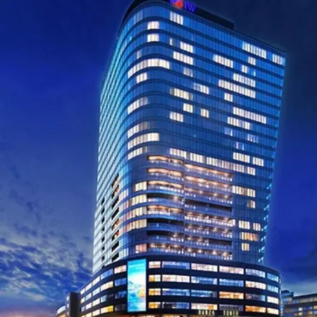 Hanza Tower Downtown 20 Pool & Jacuzzi Appartamento